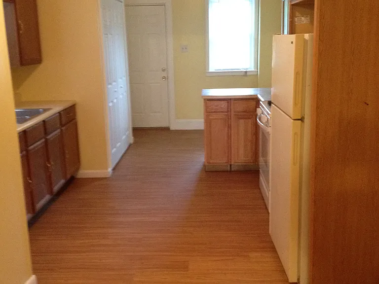 621 Emerald Kitchen_01182016
