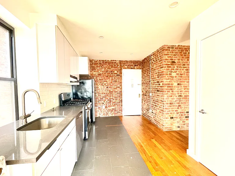 3971 Gouverneur Ave #3K — Photo 1