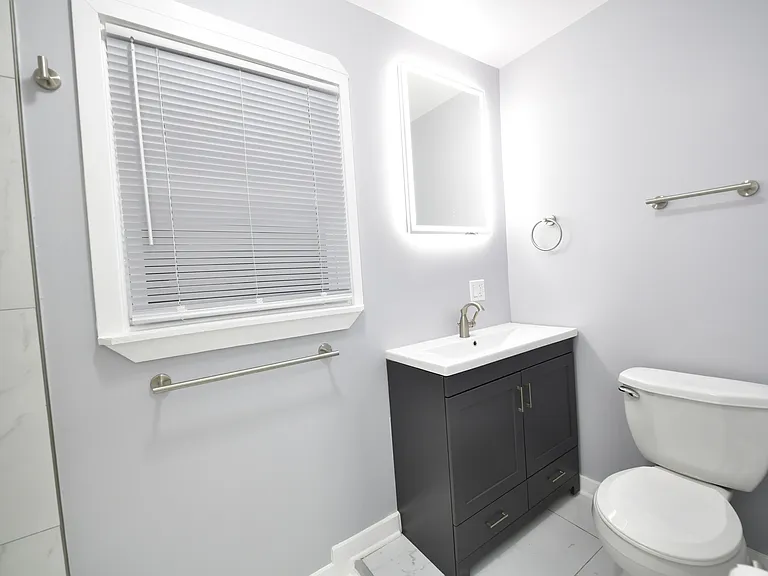 6729 S Langley Ave #1 — Photo 8
