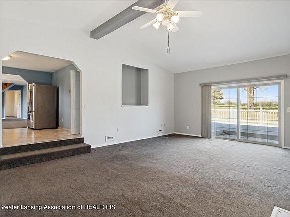 4th image of 5136 Huggins Rd