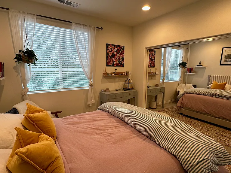 Second bedroom