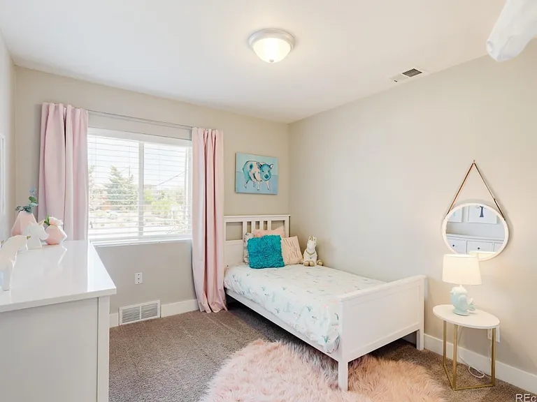 2905 Poplar St — Photo 15