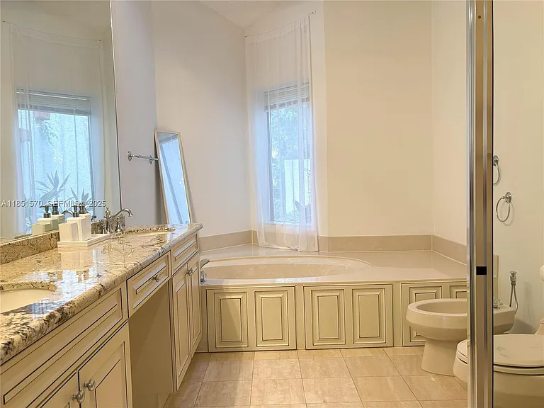 2530 Windsor Way Ct — Photo 23