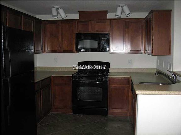 4th image of 6868 Sky Pointe Dr Unit 1003