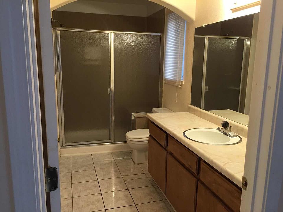 2nd image of 837 Chalone Dr