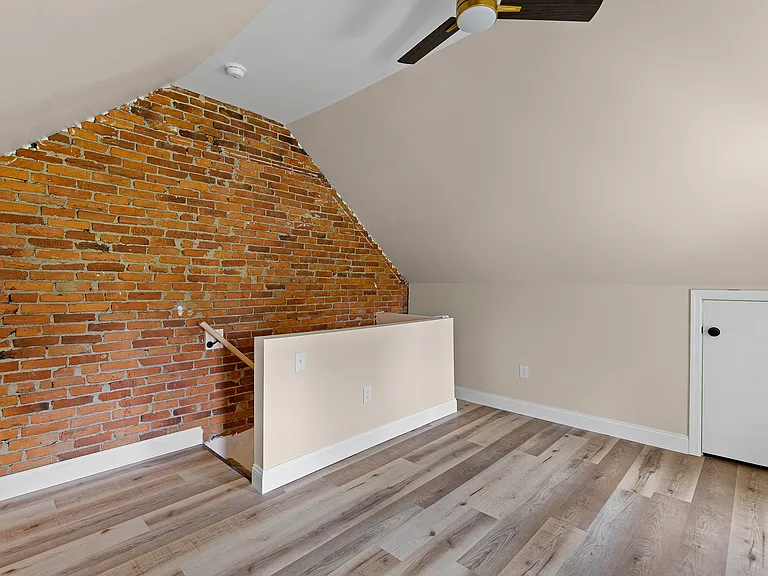 563 Rosedale Rd — Photo 18