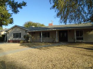 1745 Los Robles Dr, Bakersfield, CA 93306