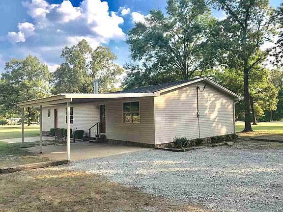 3rd image of 379 Margaret Dr