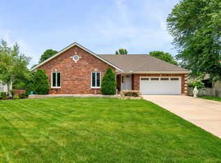 320 N Pinon St, Olathe, KS 66061