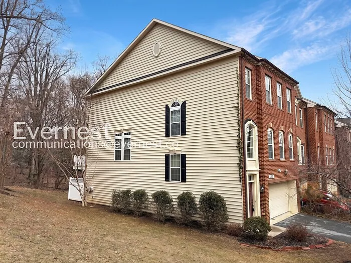 1620 Whitehall Dr — Photo 22