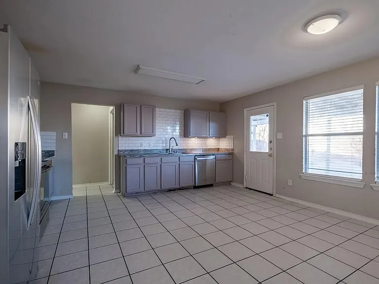 2808 High Pointe Blvd — Photo 8