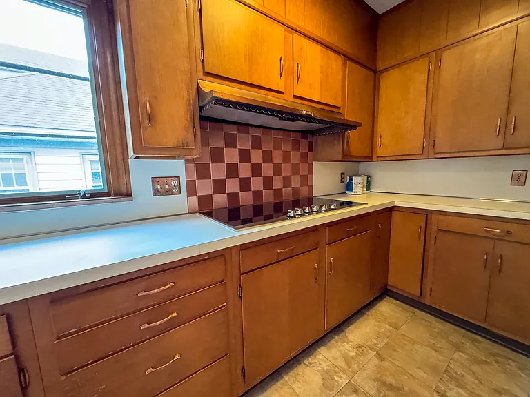 85 Bow St #85 — Photo 4