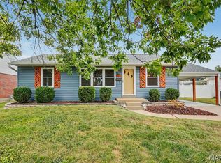 502 Pine St, Saint Charles, MO 63301