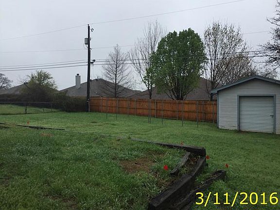 2nd image of 302 Bentley Dr