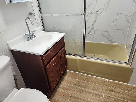 3rd image of 915 63rd St #2