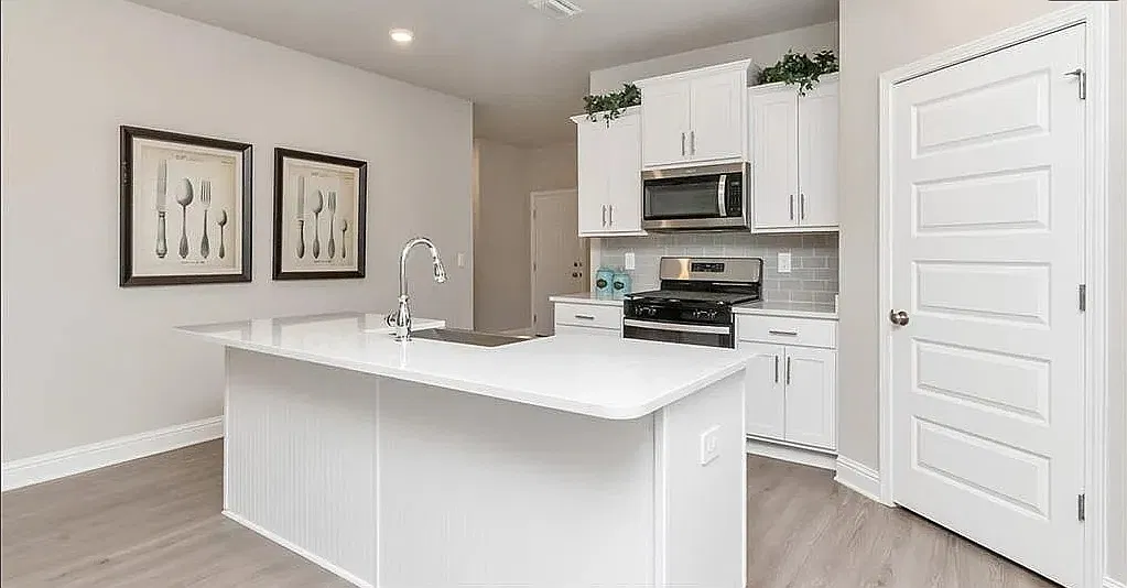 10530 Relic Road South - 1 — Photo 4