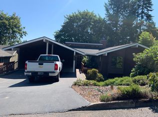 1655 Devon Ln, Lake Oswego, OR 97034