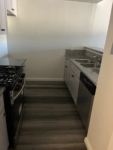 Sycamore Apartments — Photo 4