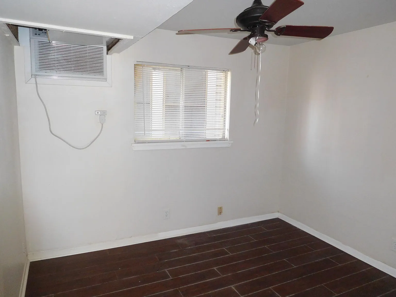 2 bed, 600 sqft, $845 — Photo 3