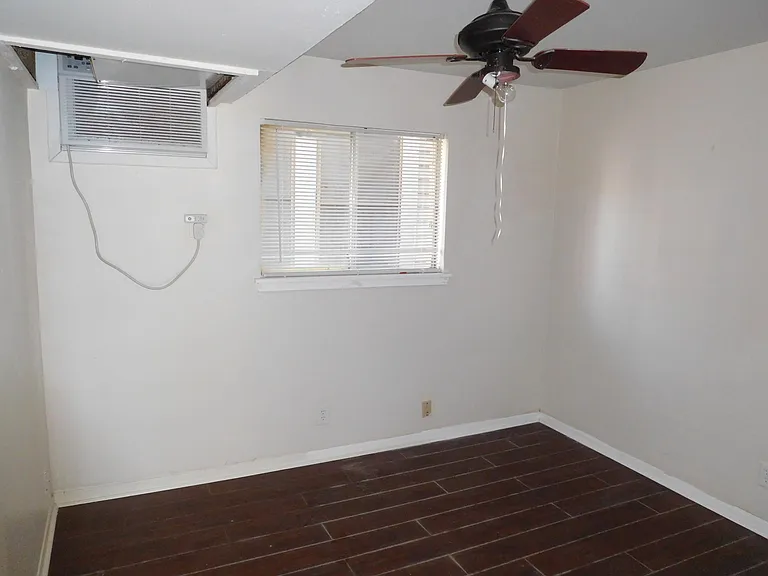 1914 Cochran St #1 — Photo 3