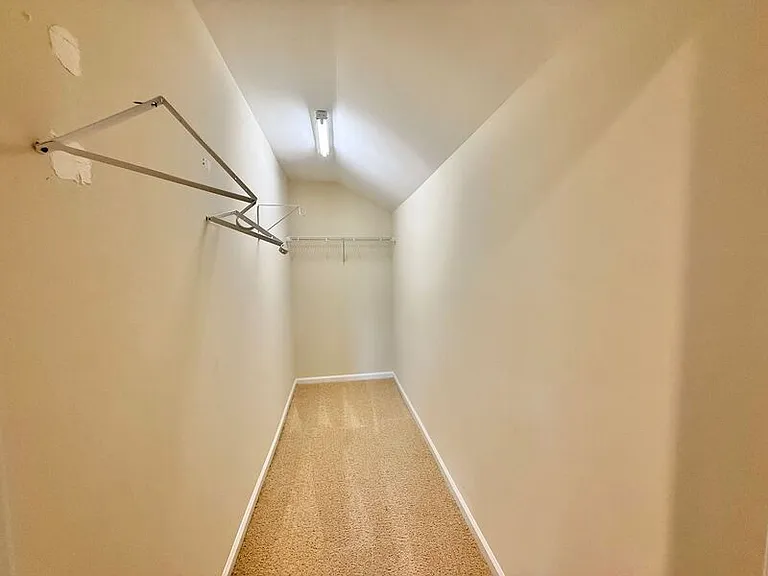 1140 Litchborough Way — Photo 40