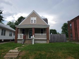 2216 Yale Blvd, Springfield, IL 62703