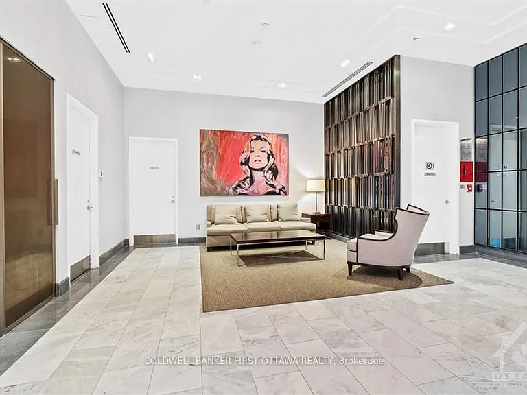 300 Lisgar St #907 — Photo 2