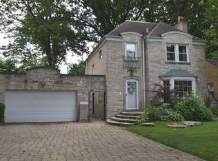 6887 N Tonty Ave, Chicago, IL