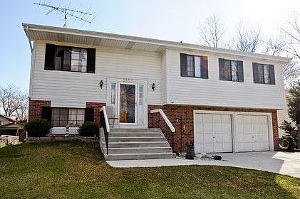1st image of 2335 Cove Dr