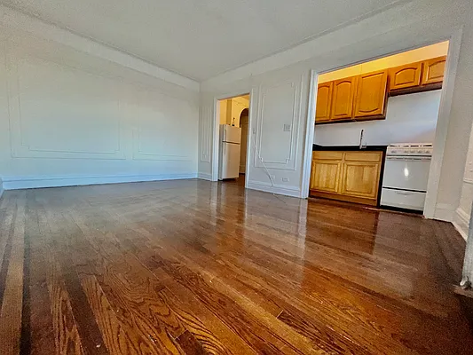 Rented by Astorian Realty Group LLC | media 17