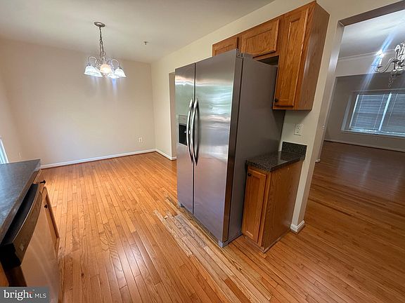 4th image of 4805 Springmaid Ln