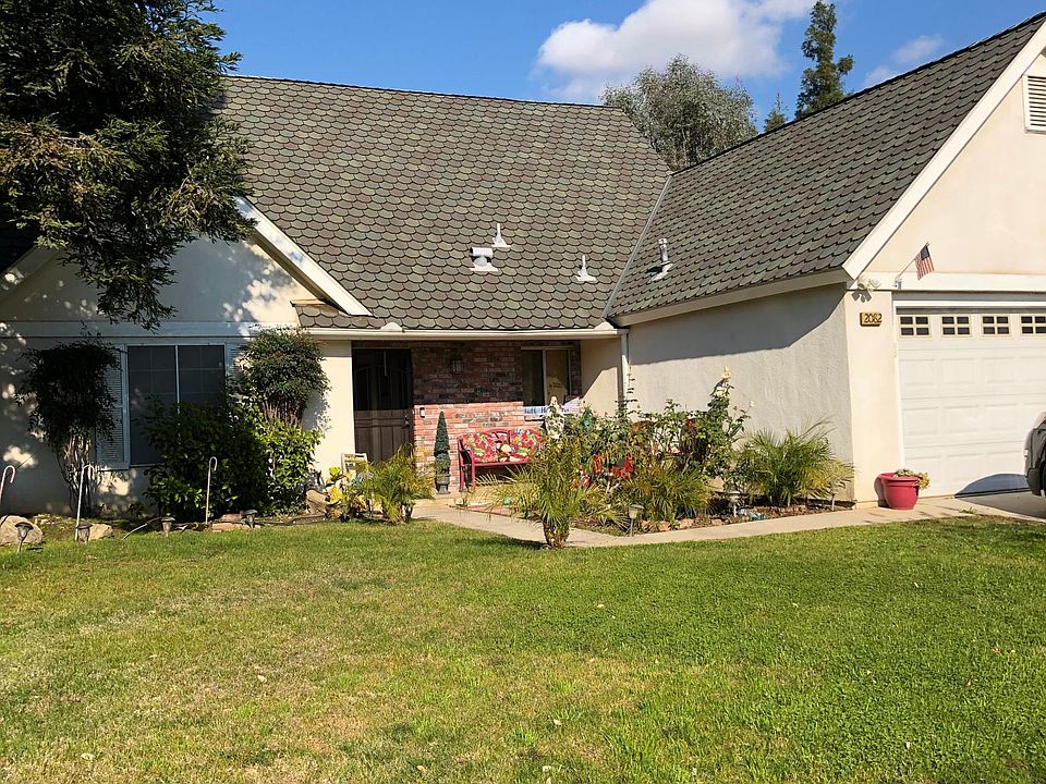 1st image of 2082 E Cromwell Ave