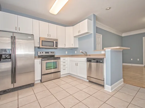 1602 Basildon Rd #1, Mount Pleasant, SC 29464