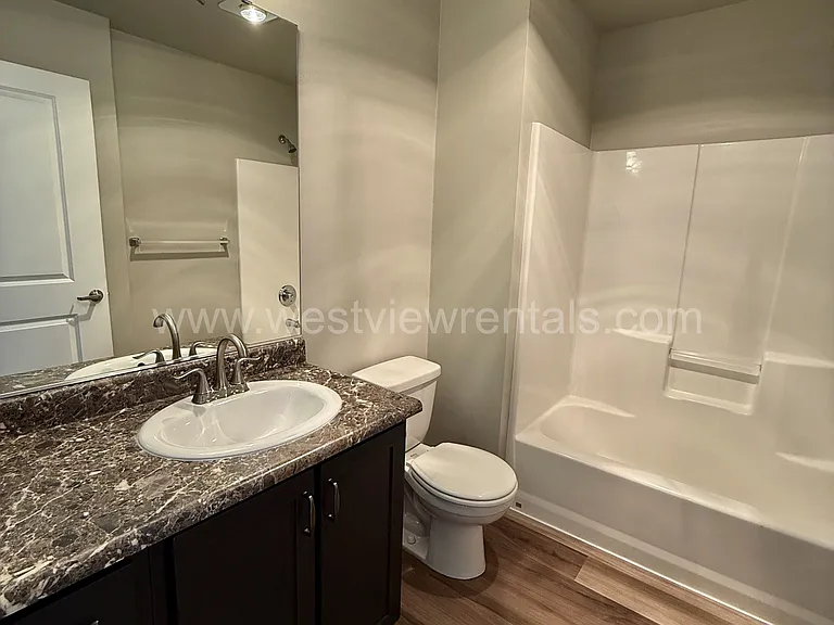 1010 Railroad Ave — Photo 177