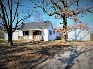 1931 E 540th Rd, Pleasant Hope, MO 65725