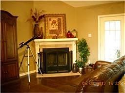 5th image of 803 Shadberry Dr