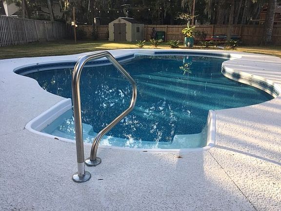 OS patio w/Kool Deck