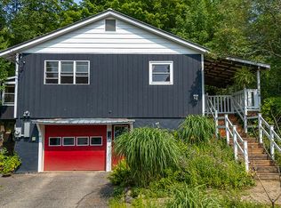 21 Jenkins St, Saranac Lake, NY 12983