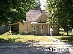 2nd image of 215 N Oak St