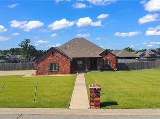 20731 Fall Creek Dr, Harrah, OK 73045