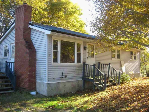 23 Warsaw Cir, Lincoln, ME 04457