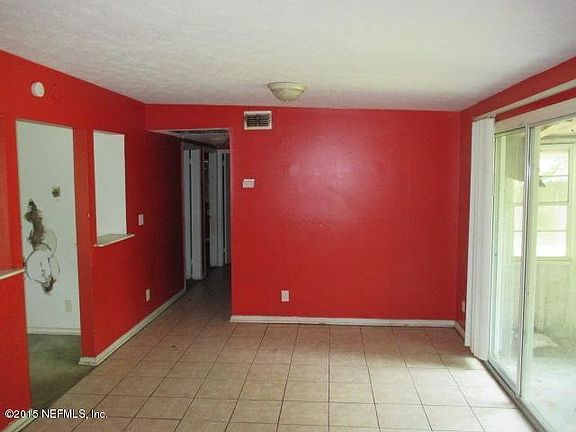 5th image of 2881 W 9th St