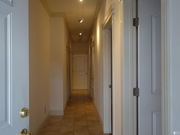 2nd image of 399 S Van Ness Ave #399