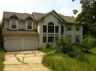 13014 Frazier Dr, Chardon, OH 44024