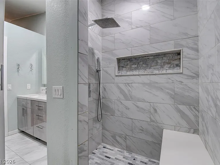 8316 Vantare Ct — Photo 16
