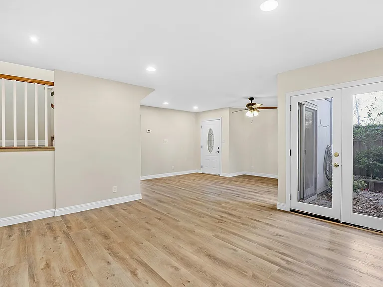 601 Garden Creek Pl — Photo 4