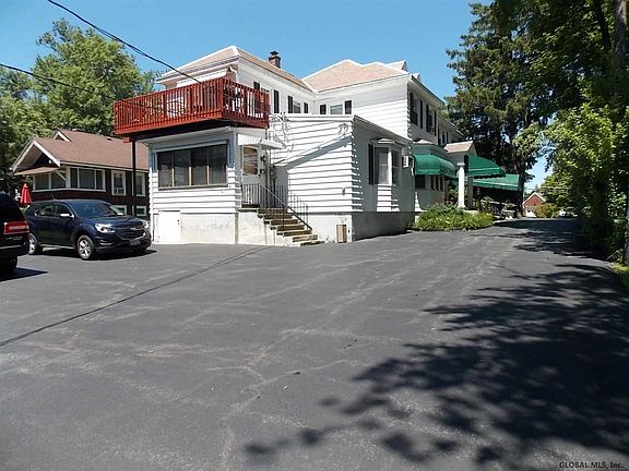 2nd image of 326 Columbia St