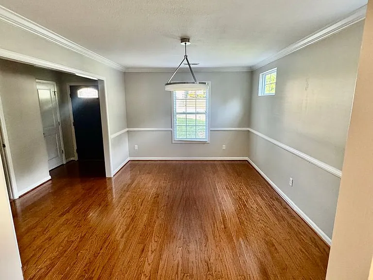 12 Red Winds Ct — Photo 2