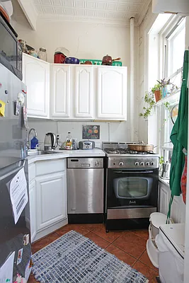 Rented by Corcoran | media 15