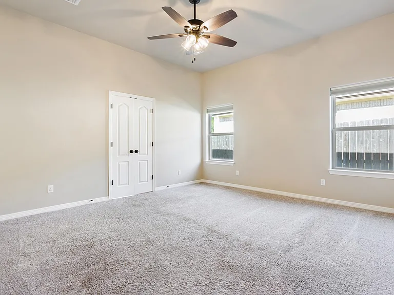 1657 Lacy Ridge Dr — Photo 17